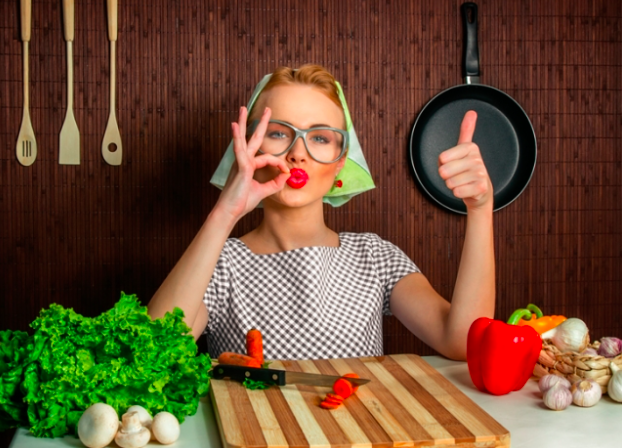 Диана Миник - Как подходить к питанию как женщина _0.png